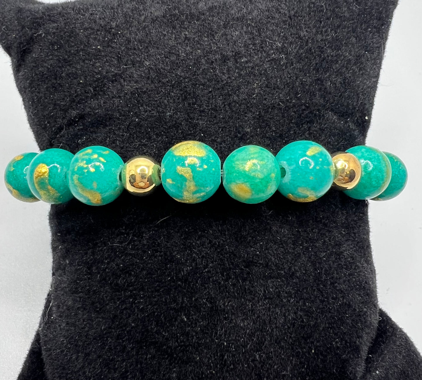 Light Green and Gold Lapis Lazuli stretch bracelet